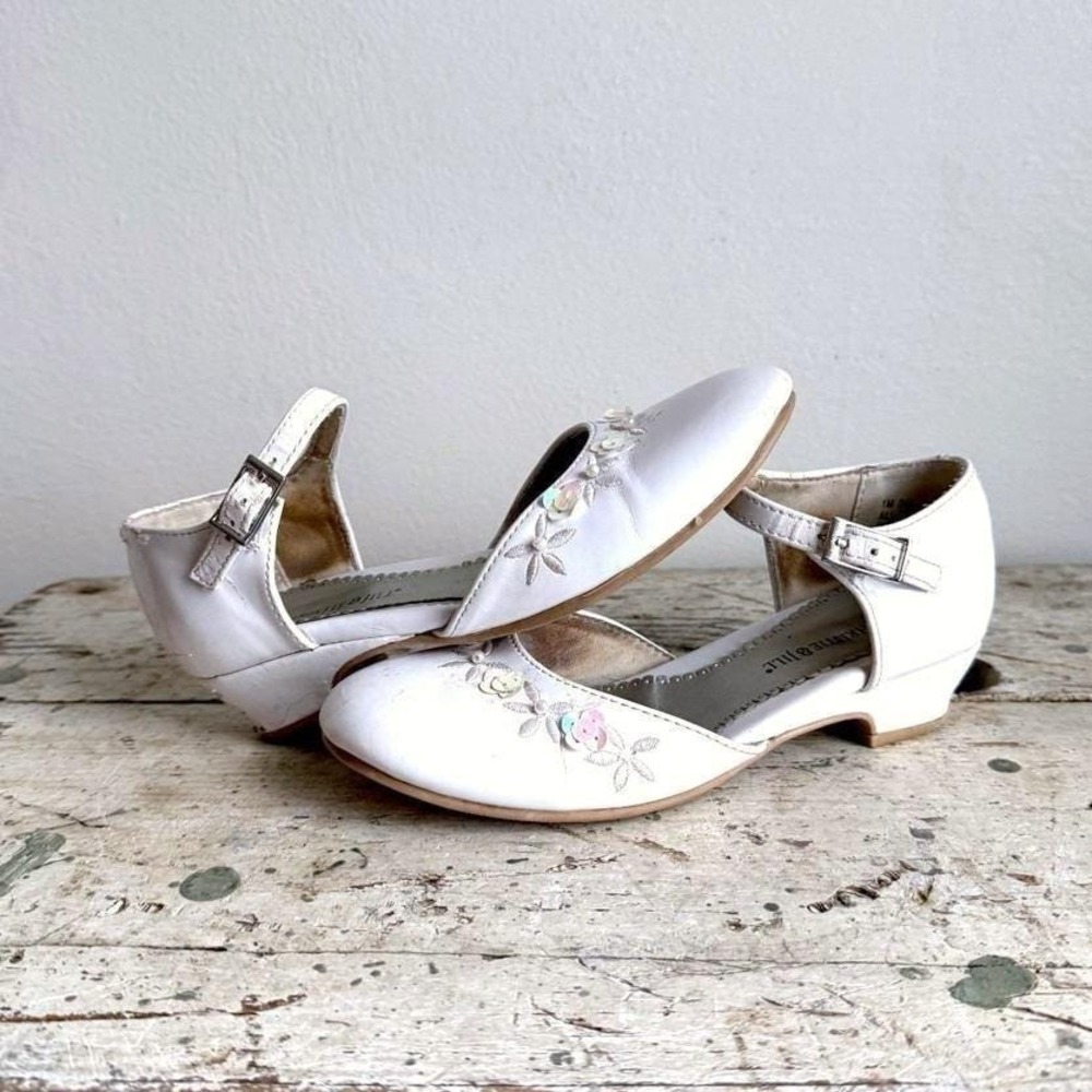 Christie & Jill Girls Size 1M White Isla Floral Heel Dress Shoes